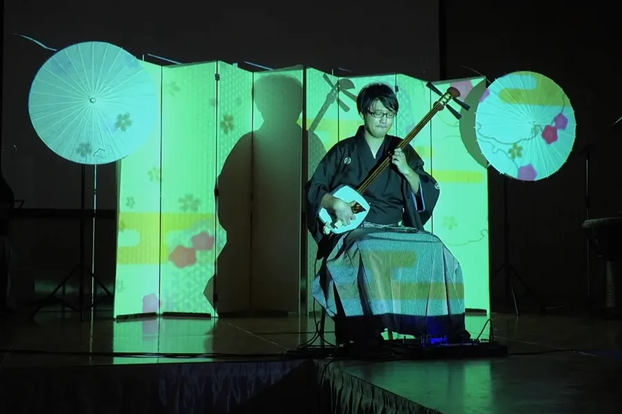 �C�x���g�ł̉��t